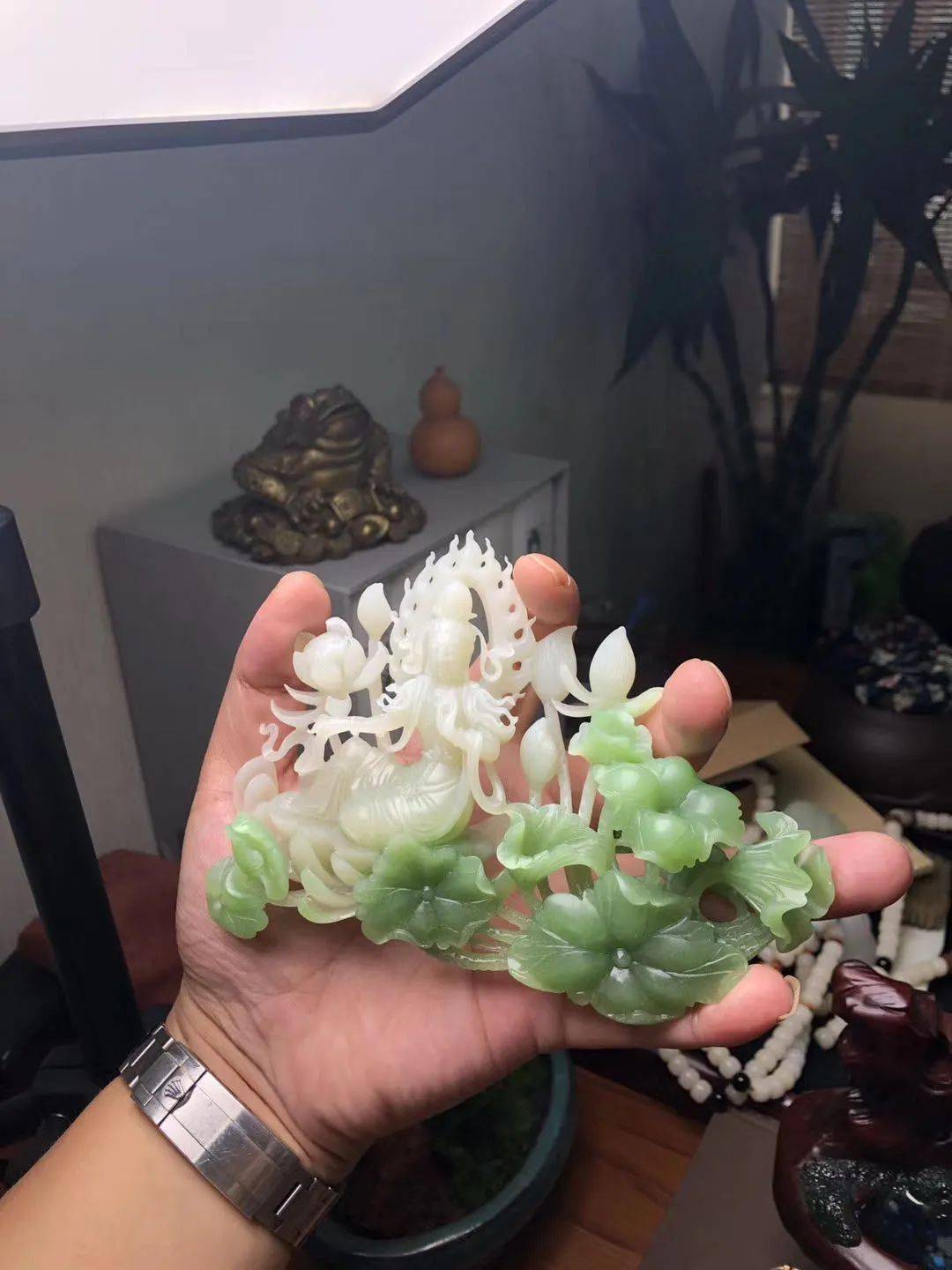 钻石|突发！缅甸帕敢地区300多米高的矿堆坍塌，近200名矿工被冲走！