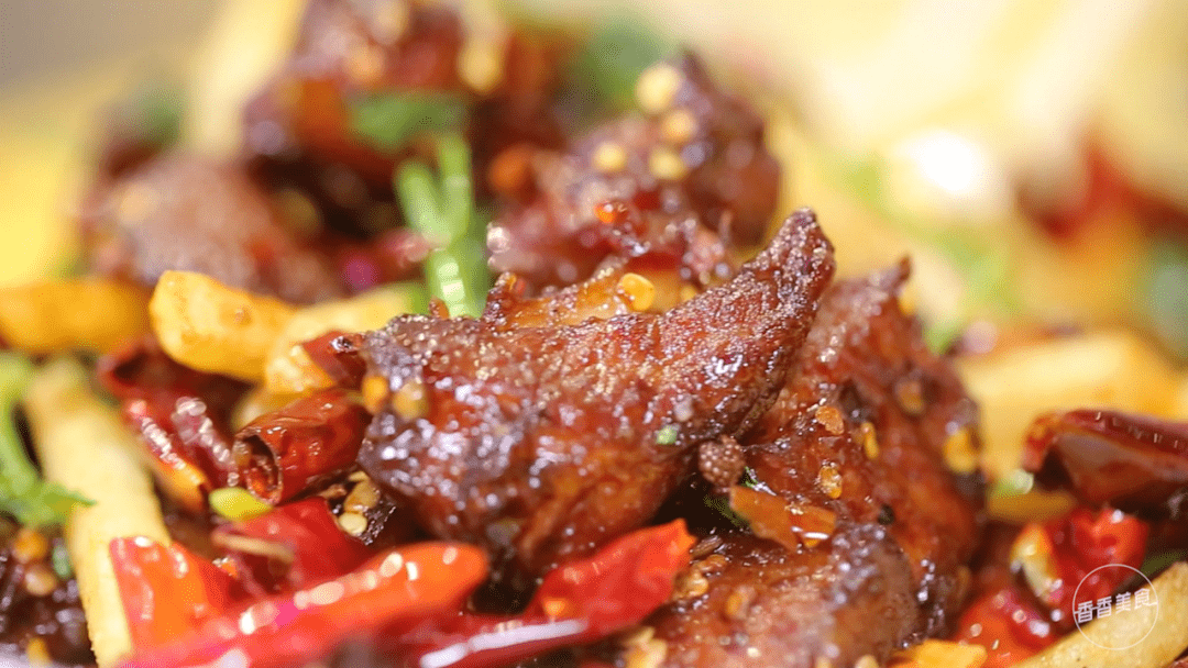 烧烤摊|居然是烧烤店的隐藏吃法挑战认知的特色菜