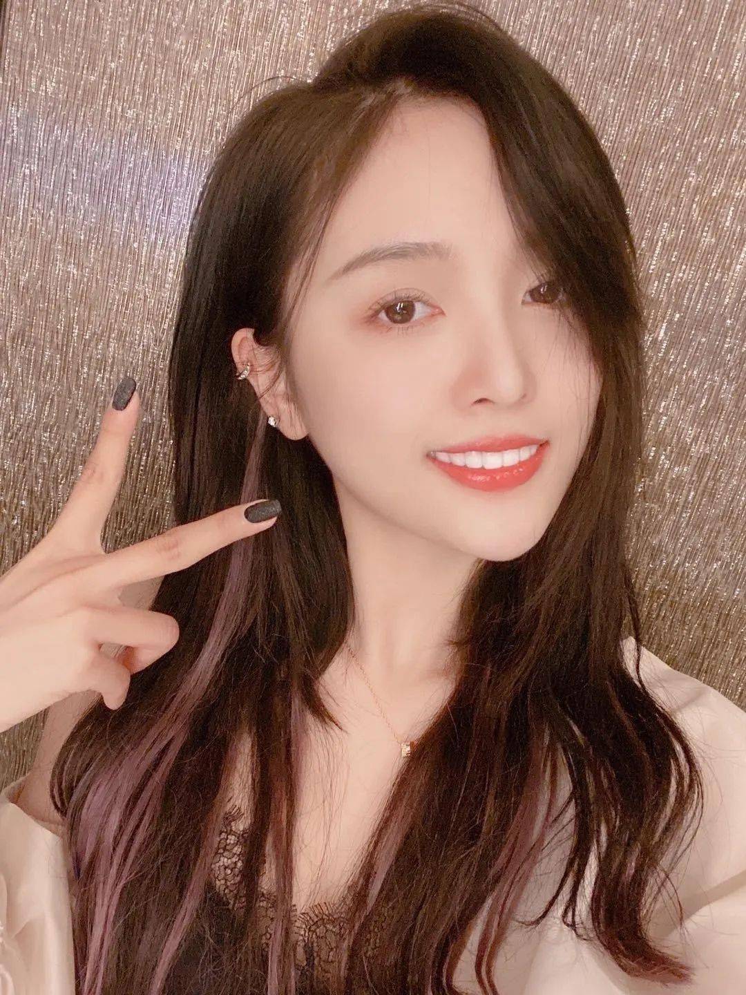 slay|lisa、jennie、虞书欣“拍了拍”你，就问这些slay的发色发饰你们可吗？