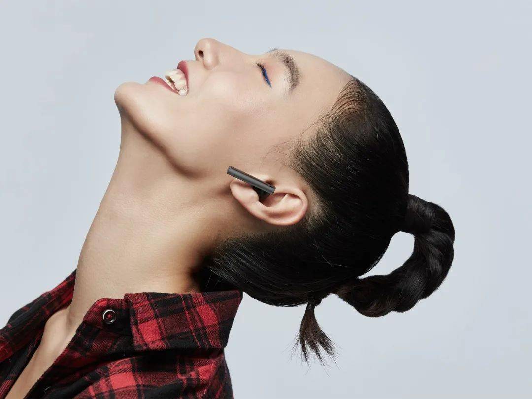 AirPods|时隔3月再送彩蛋，FIIL真无线耳机新色开售！