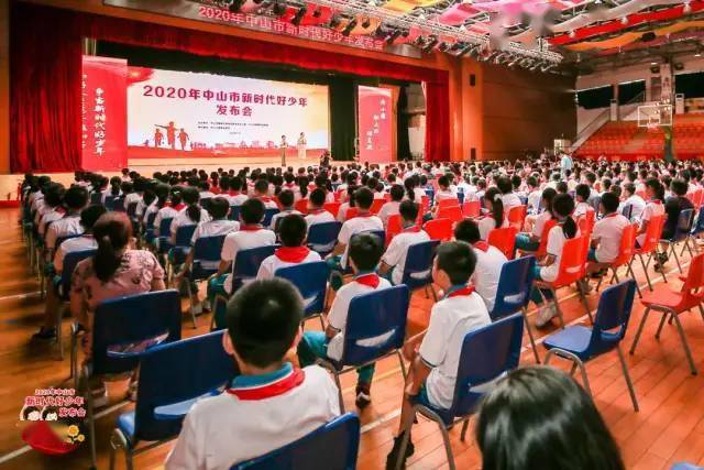 同伴评价好少年怎么写