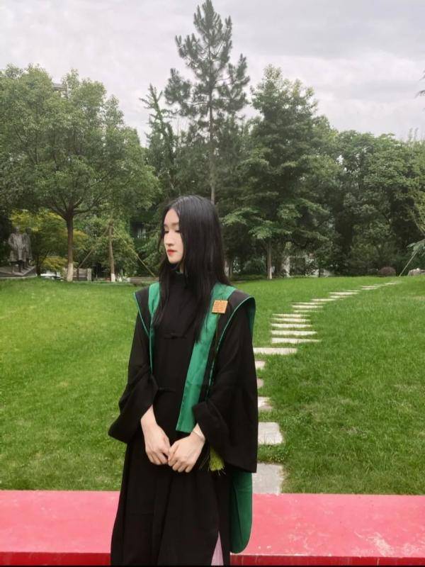 毕业|庚子年·毕业季，最美的青春在这里！快来下载你们的毕业合影