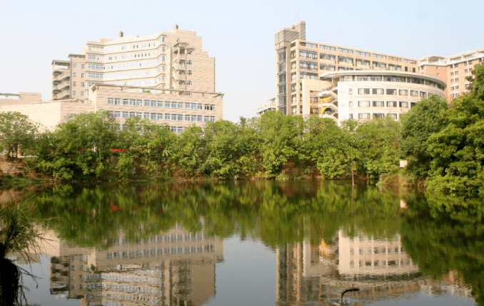 重庆工商大学2020校_2020重庆工商大学7000毕业生,就业率仅76%,六成月薪低