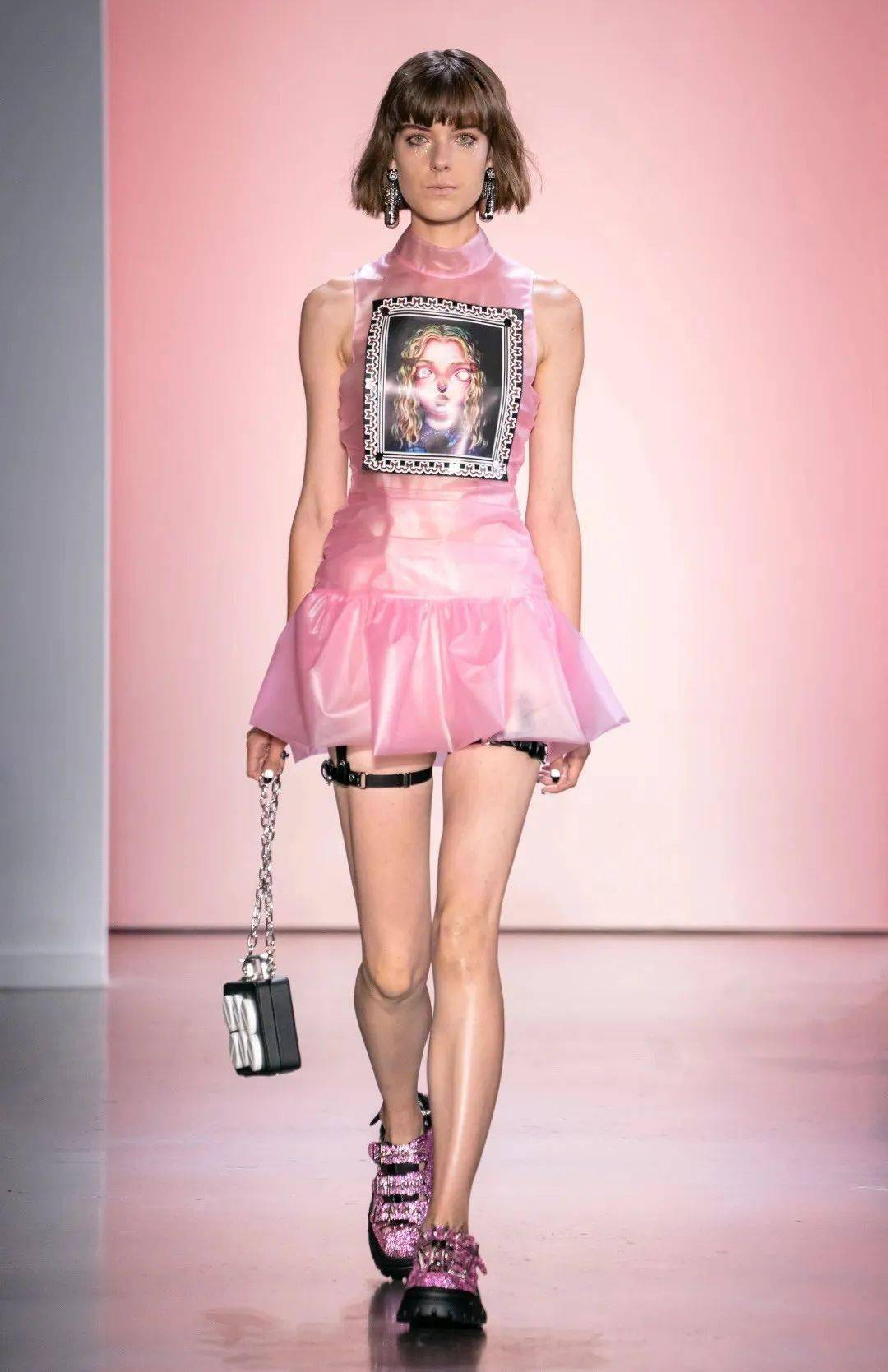 品牌|姐姐们乘风破浪的战袍，原来出自这些深圳宝藏品牌！