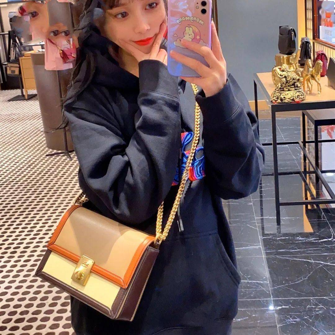 方包|代言人一换，颜值翻一翻？