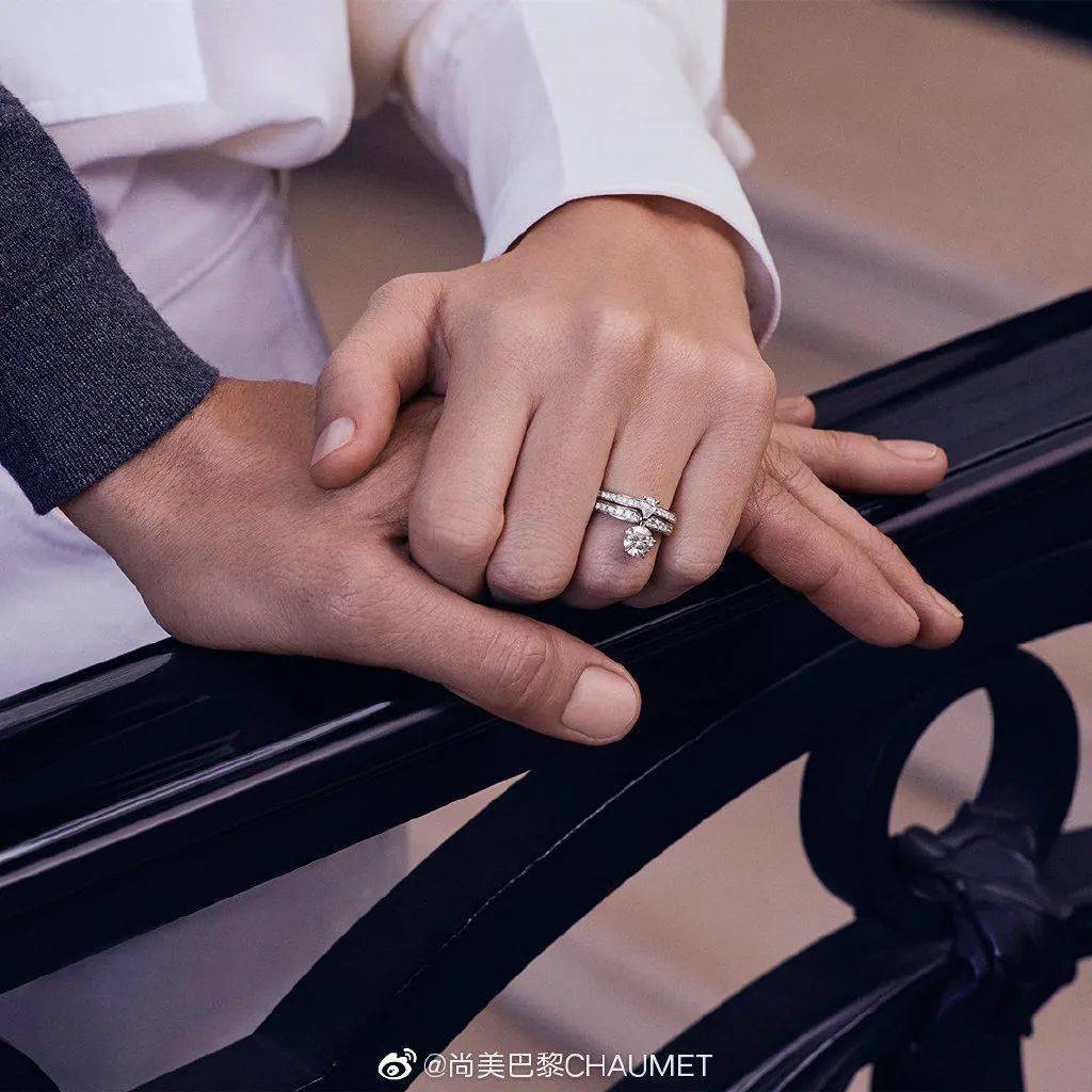 phine|“风雅于型，自在于心”，Chaumet 用珠宝诠释浪漫