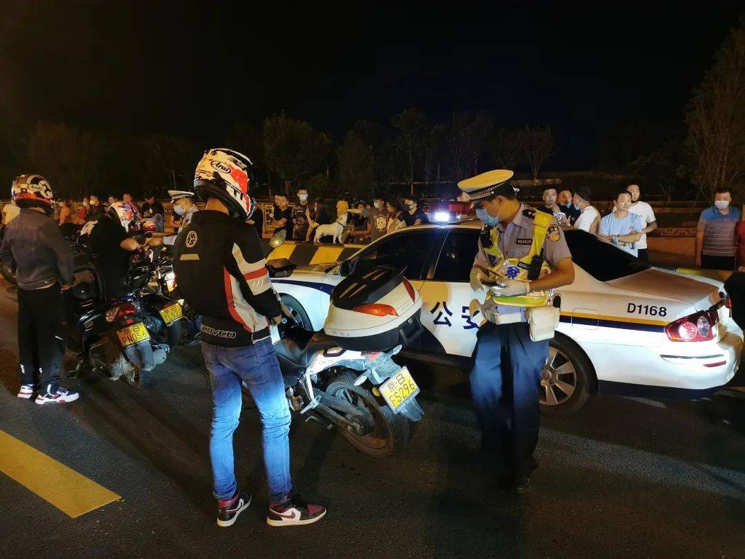 新首钢大桥摩托车"炸街"扰民,石景山警方重拳出击!