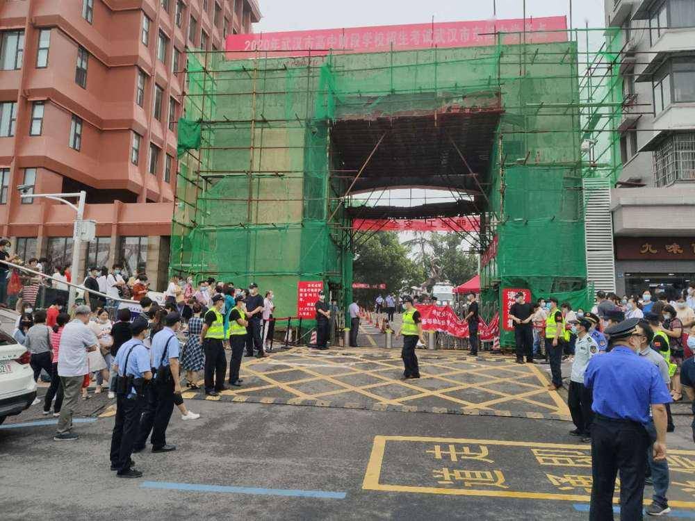 武汉|冲吧，少年！武汉7.2万考生迎来“迟到”的中考