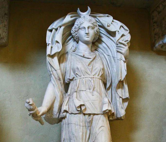 古希腊月亮女神塞勒涅