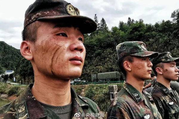 抗洪|为你赴汤蹈火，也为你满眼柔情