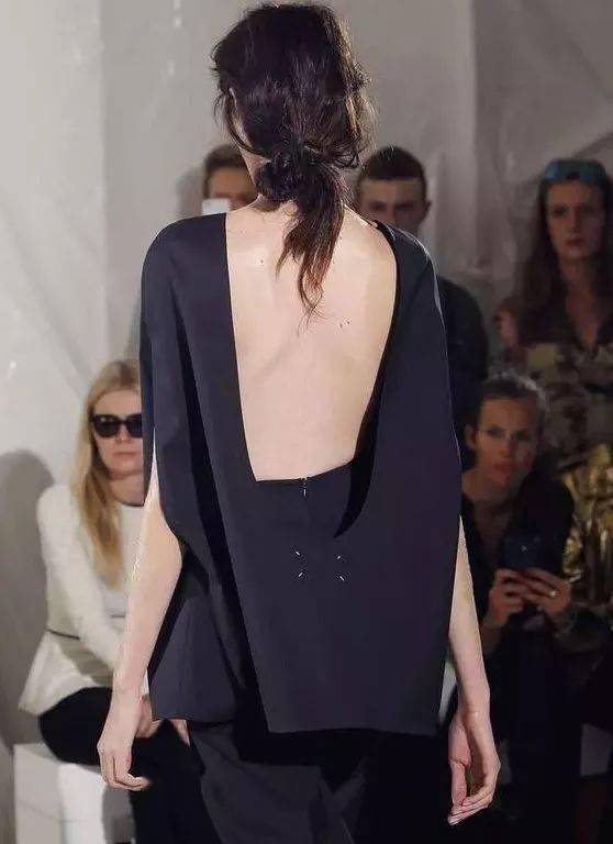 服装|时装秀场上美到窒息的"背影杀杀杀杀手"?神仙设计师俘获芳心的秘诀就是不放过任何一个细节!