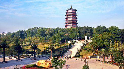 景德镇2020年GDP_景德镇陶瓷(2)