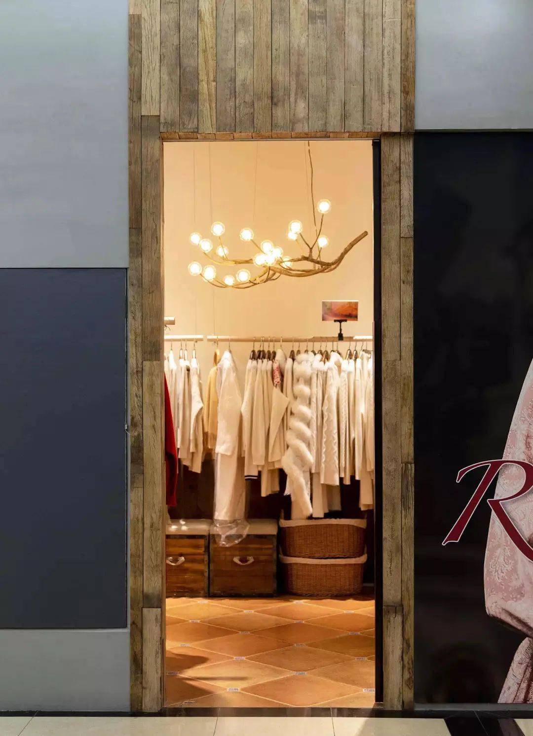 隐秘|深圳【隐秘】服装基地 | 6000+店铺,大到逛不完!