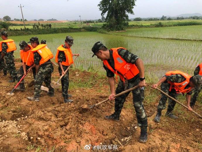 抗洪|退役军人辗转三地参与抗洪战斗