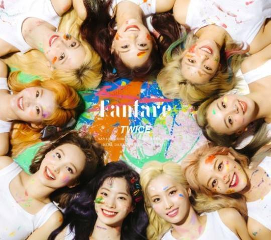 [星闻]twice日本单曲《fanfare》横扫日本各大榜单1位