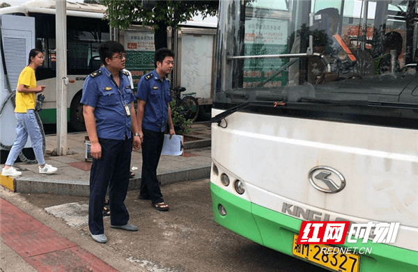 检查|祁阳：开展公交车、出租车“野蛮驾驶”专项整治