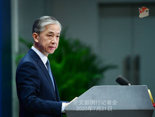 企业|中方暂停进口厄瓜多尔部分产品，外交部：仅针对少数涉事企业