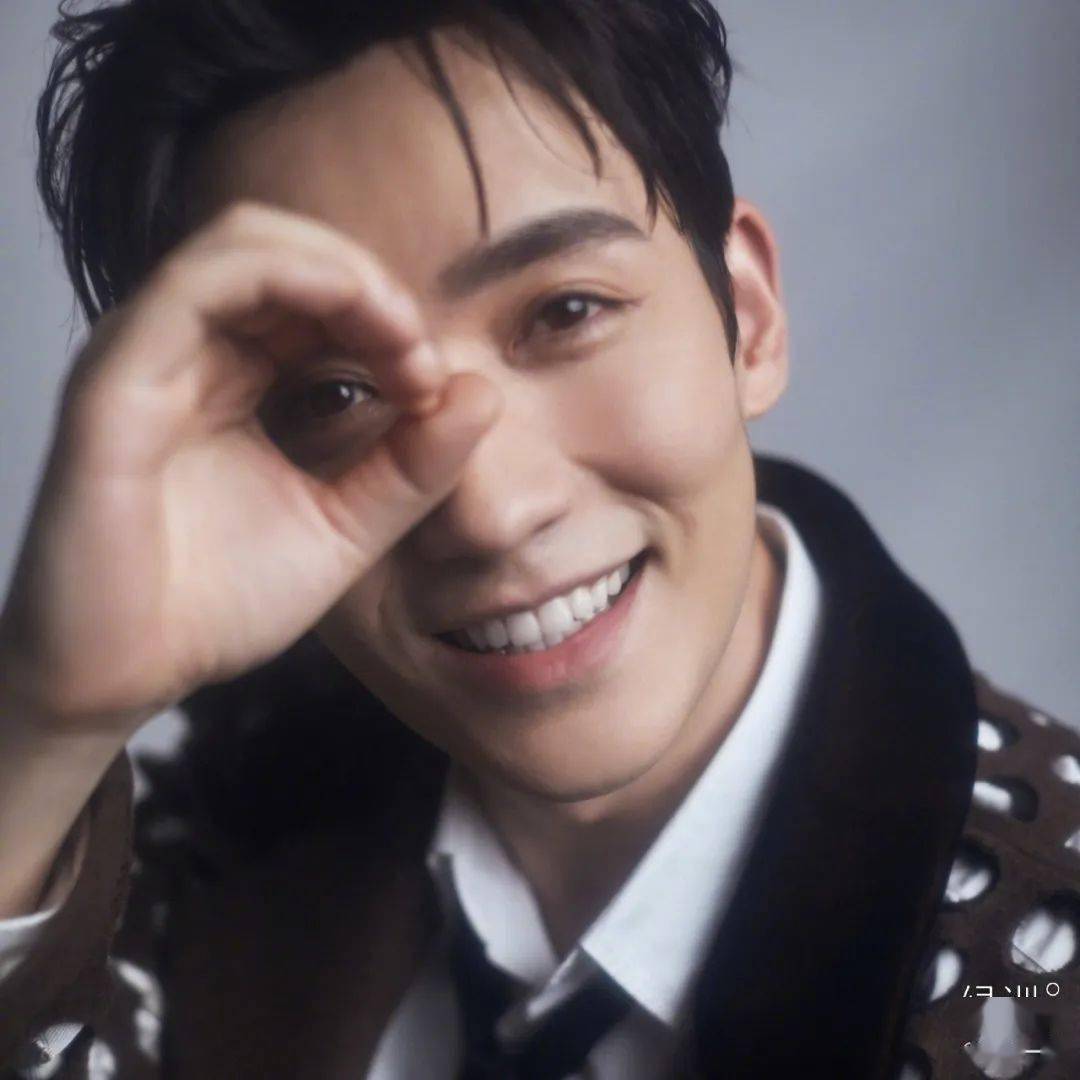 刘宇宁|原来天生的帅哥脸也会被祖传的法令纹困扰着