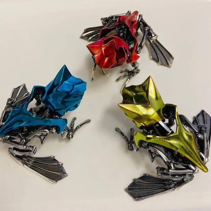 画得好,脑洞大,雕刻更是一级棒.