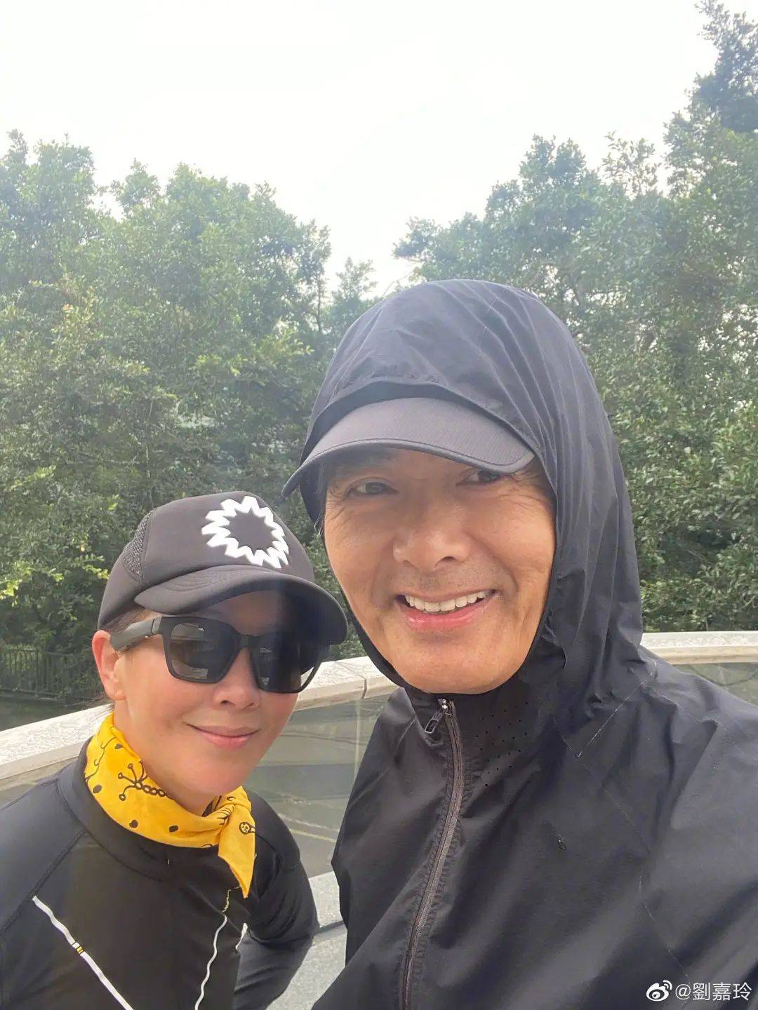 夏日瘦身计划一拖再拖?张东升的爬山邀请已准备好!