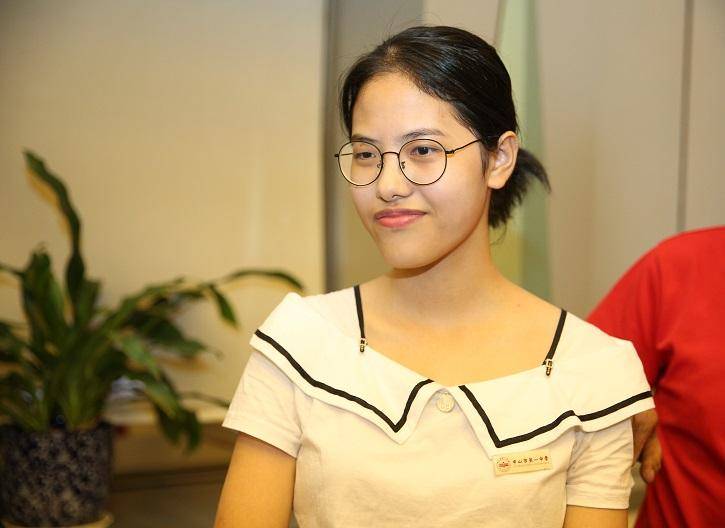 李天娇|中山一中高考成绩被屏蔽李天娇：喜欢长跑，哥哥也曾是高分生