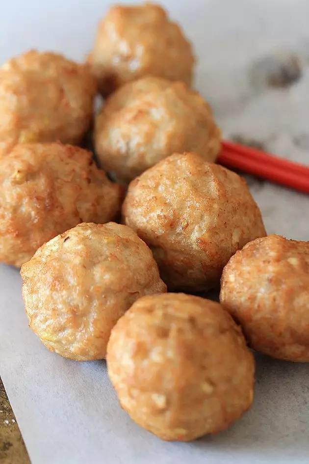 调料|好吃到逆天啦！自制肉丸原来这么简单！香软弹牙、唇齿留香