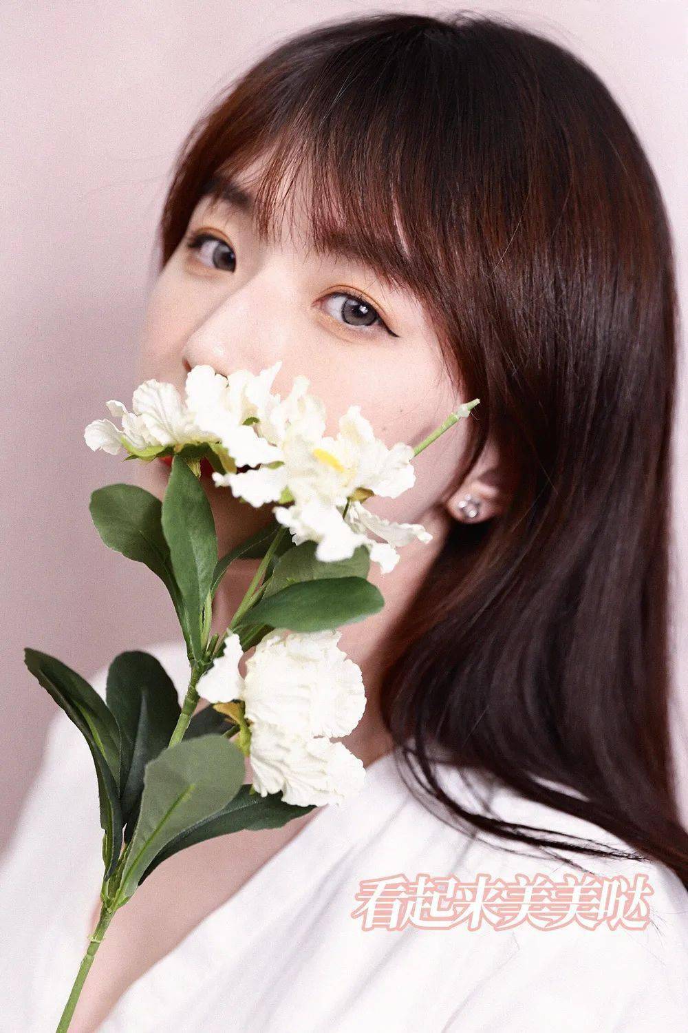 肤色|脖子比脸黑太多？夏日的宝藏救星，没想到竟是它！