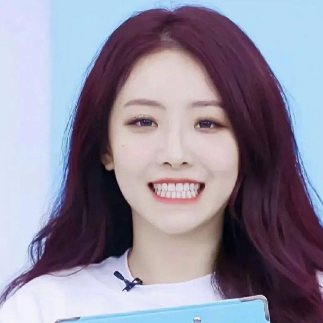 孔雪儿|孔雪儿翻跳《Maria》，我的关注点都在她头发上！