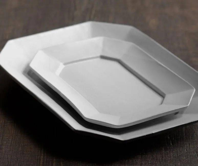 大佬|“家徒四壁”的日本设计大佬?论极简,他敢称第一!