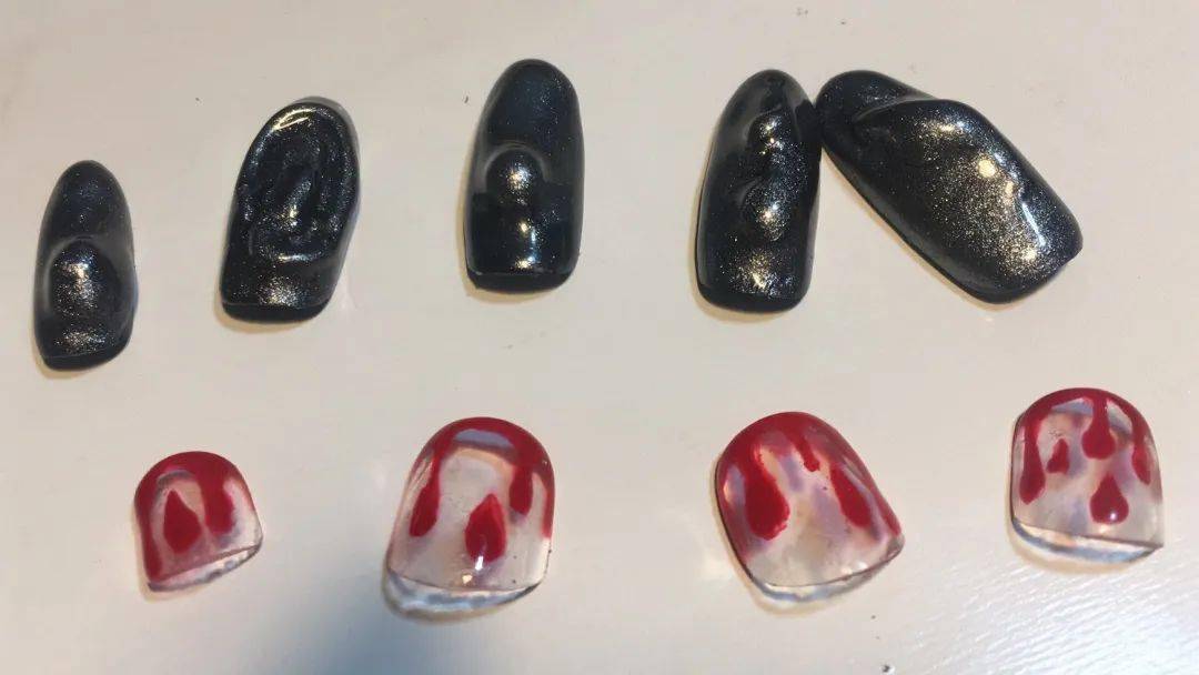 男朋友|情侣之间的新玩法？一起美甲、染发、护肤……