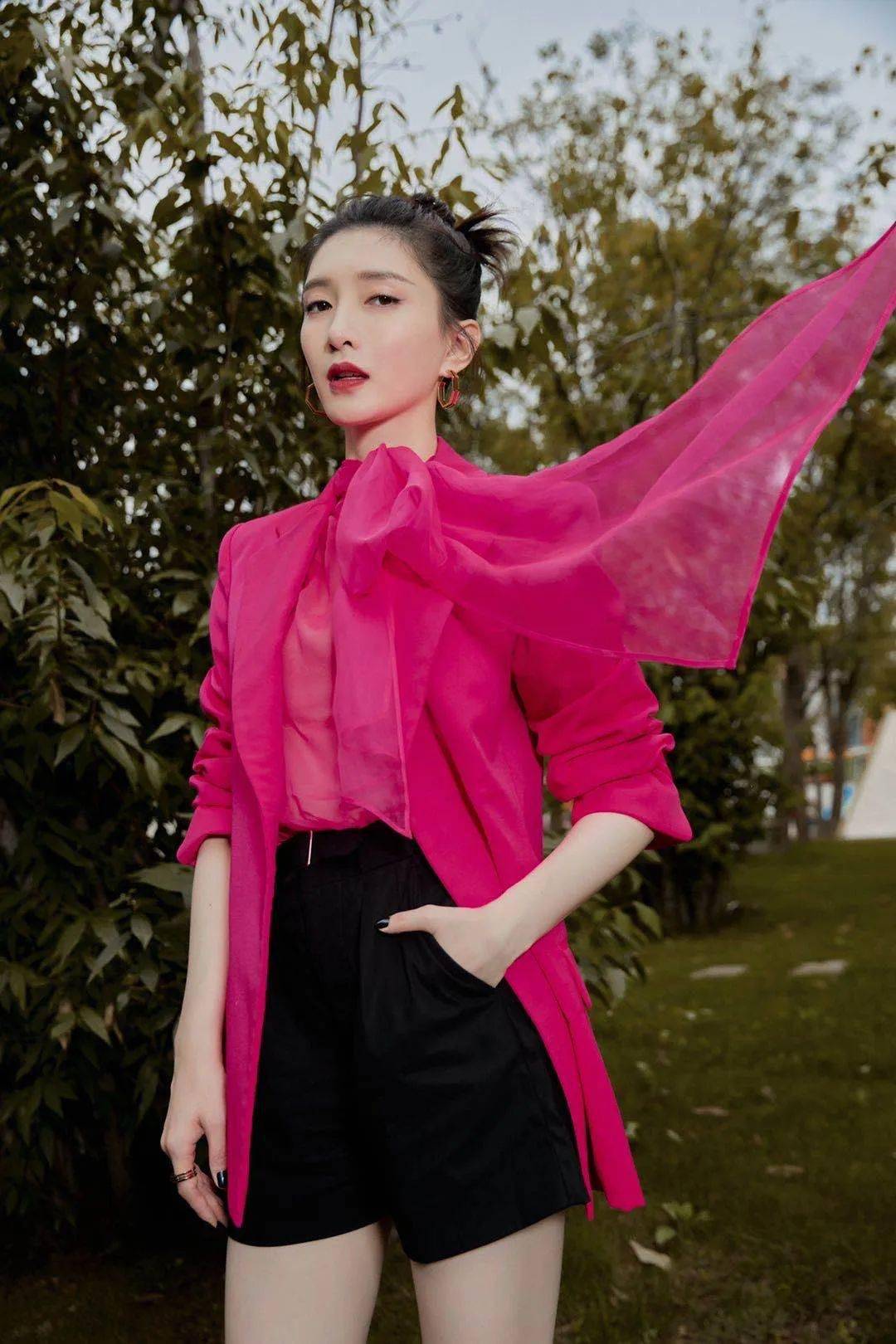 女人|被《三十而已》刷屏了,女人过了30岁依然可以很迷人