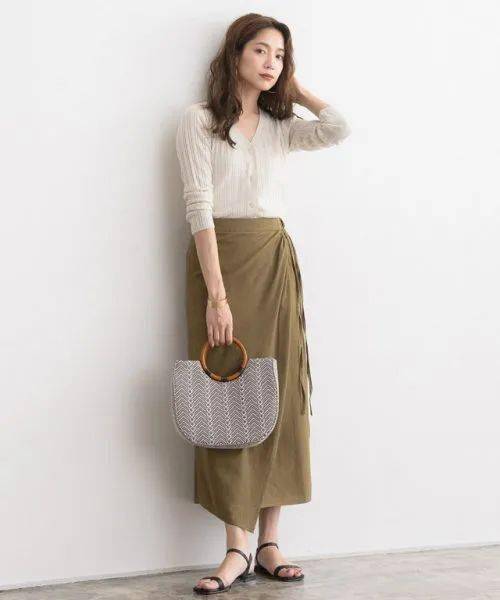 女生|30岁后别乱装可爱！学日本小姐姐这样穿，优雅迷人美过20代女生！