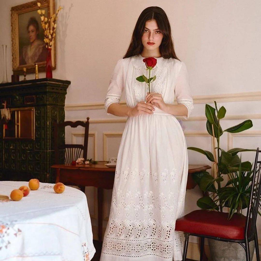 Louise|浓 颜 系 美 人，绝！