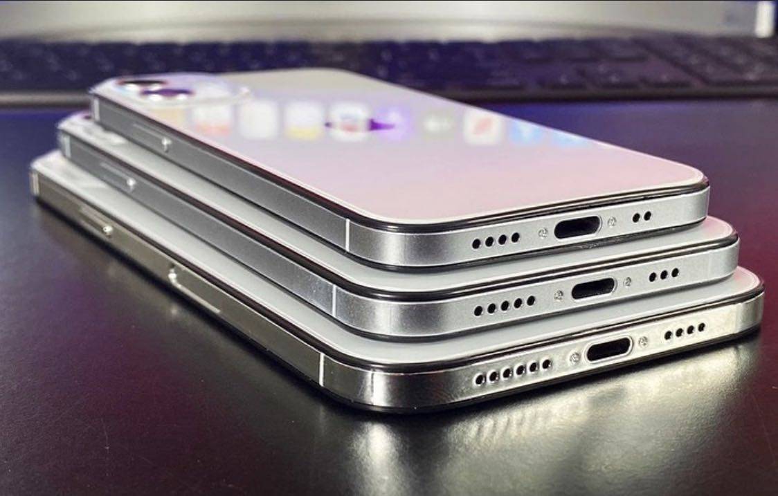 新画面显示单手持握5.4寸iphone 12毫无压力