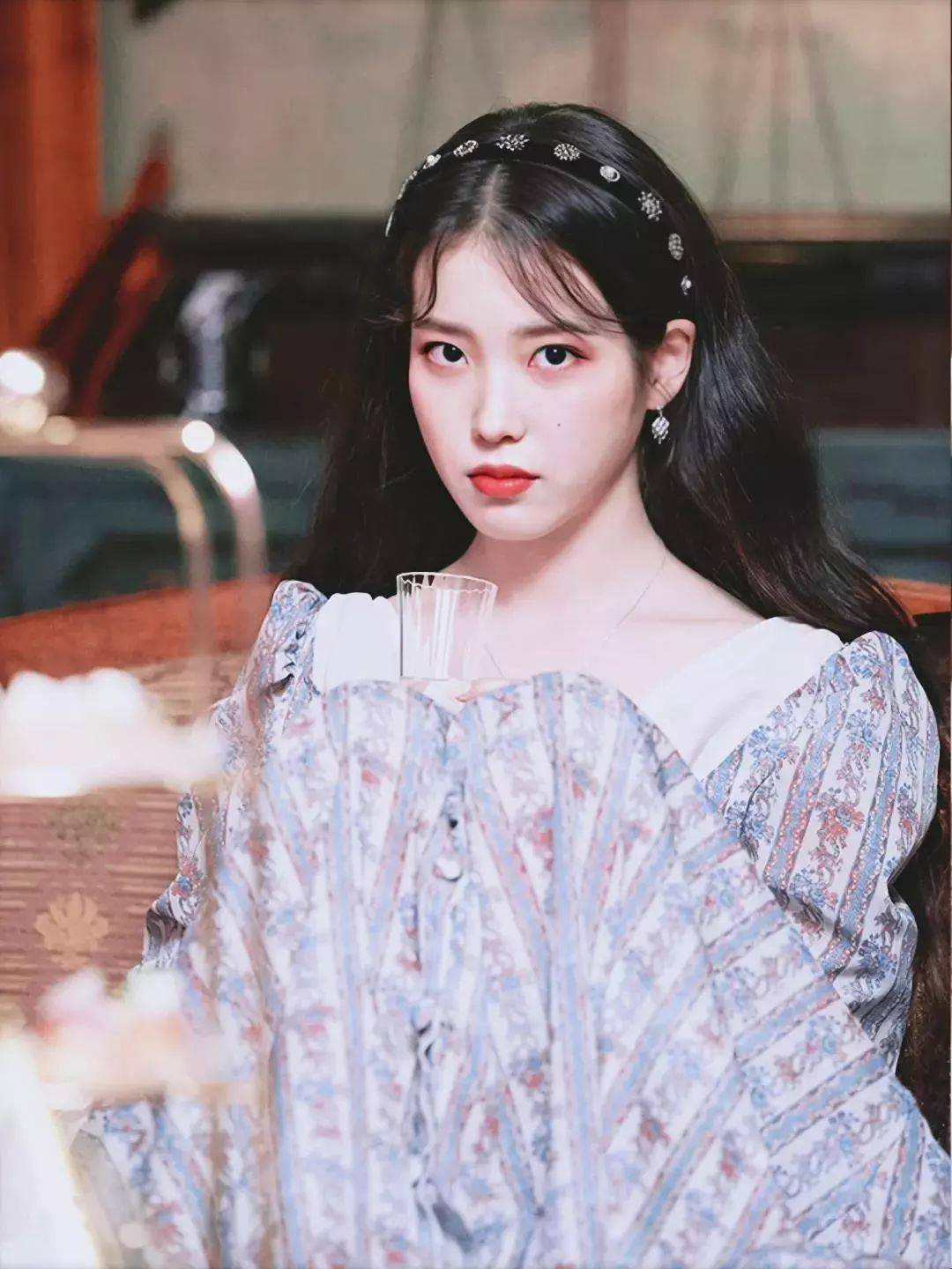 头发|堪称史上最快的懒人法宝，8秒干枯的发质立马变身柔顺、飘逸、有弹性的“绸缎发”？！