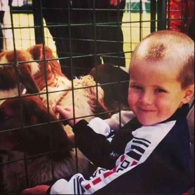 训练|25岁穿豹纹当伴舞，46岁成好莱坞头号猛男，51岁娶走超模娇妻，这男人凭什么？