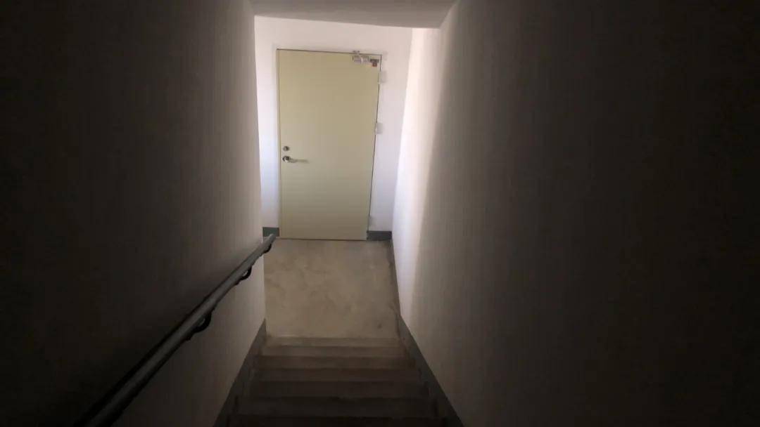 电梯|崩溃！苦等十年的回迁房，回家至少要穿6道门，最新回应→