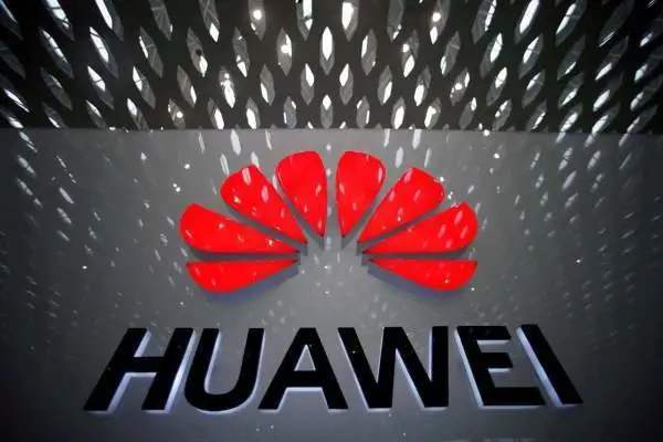 华为|机构：华为二季度全球智能手机出货量首次超越三星夺冠