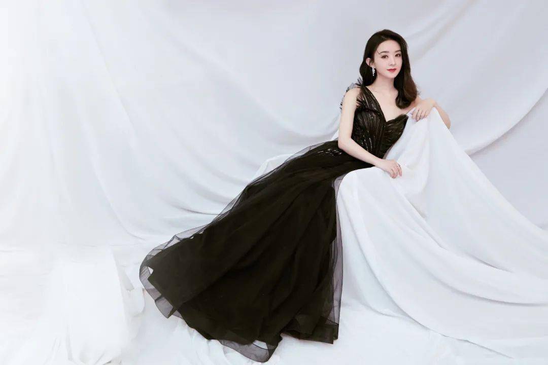 “完美人妻”顾佳爆火：做人，该翻脸就翻脸，别怕得罪人