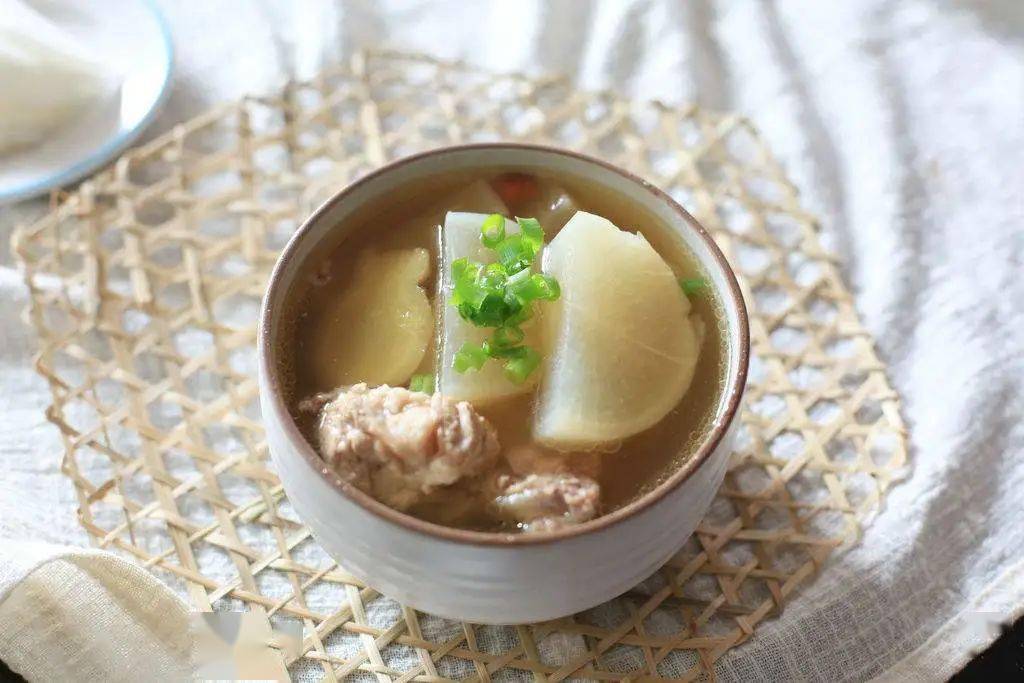 排骨汤的功效与作用点 98a709288bb84e8f8e47e0737ef97b46.jpeg