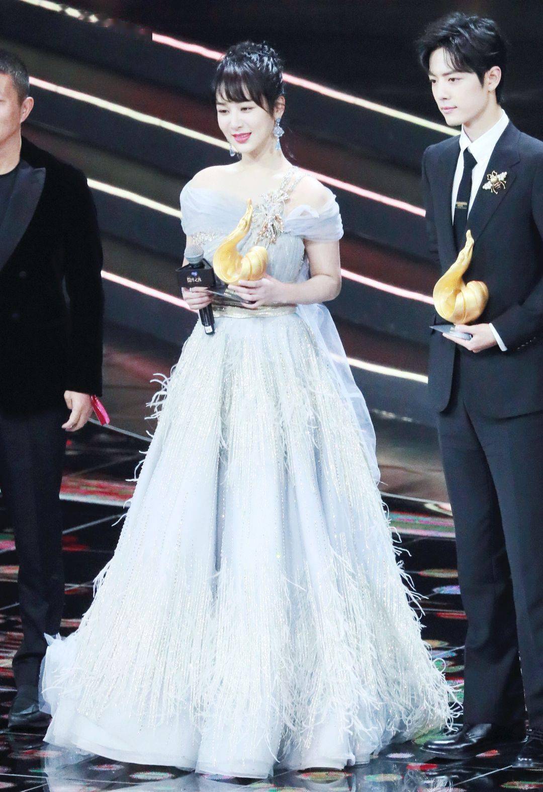 女明星|杨紫，与关晓彤土得不相上下