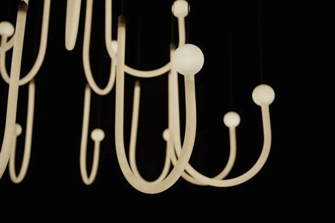 莫比|小孩子才做选择，?买得起?和?有意思?，我两个都要 | 现场