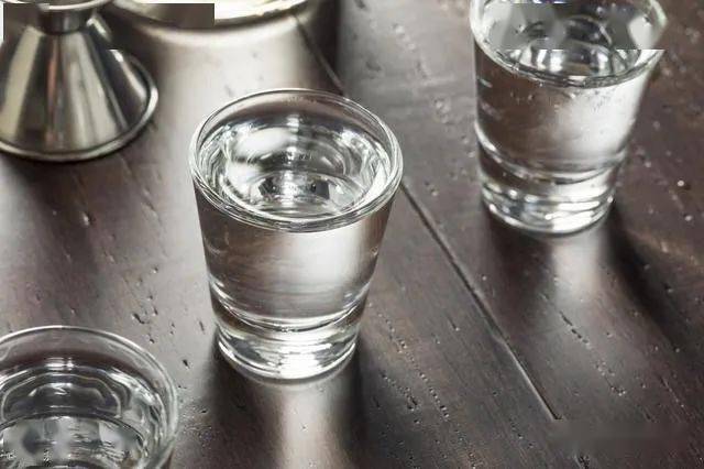 吃什么解酒最快不难受 2ec76f4943b340dfaf680da9148ad3bb.jpeg