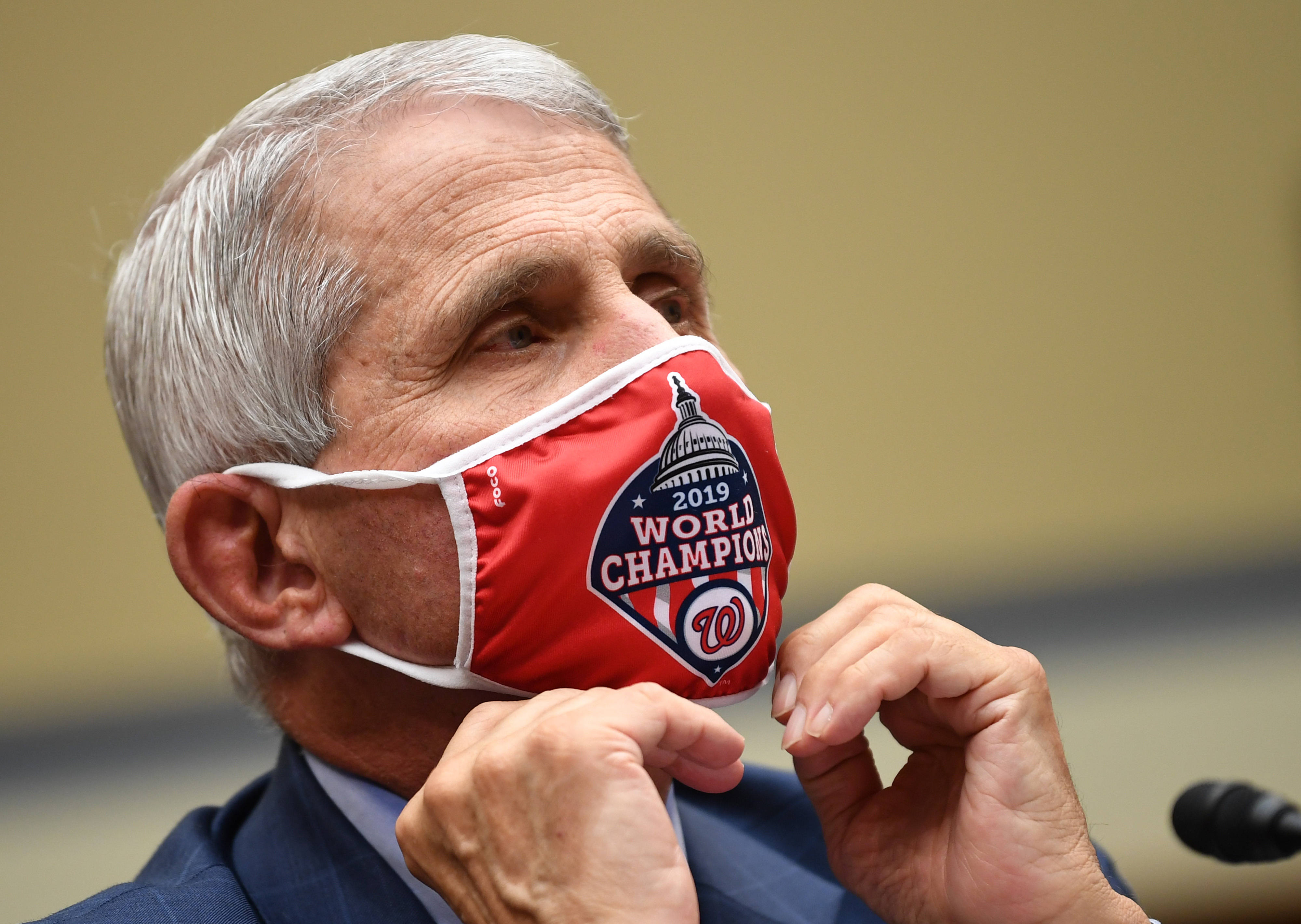 病例|福奇：未全面“关闭”是近期美国新冠病例激增主要原因