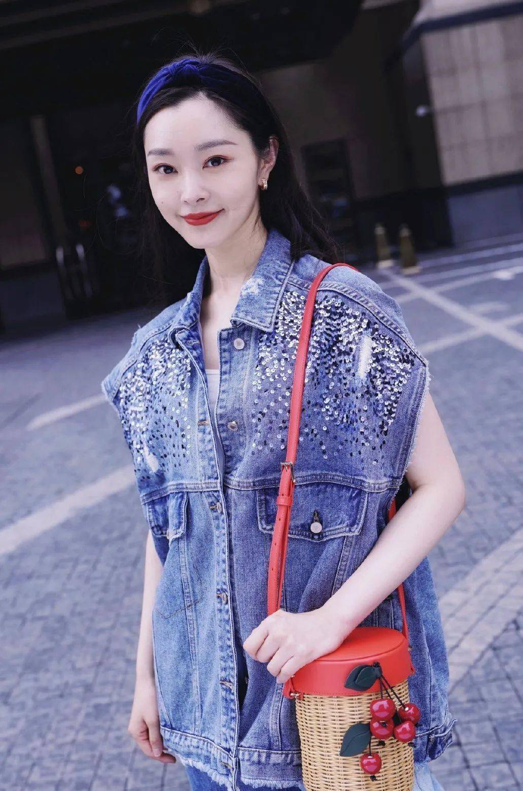 水果|2020夏天最流行的“果汁系穿搭”，复古优雅，太上头了！！