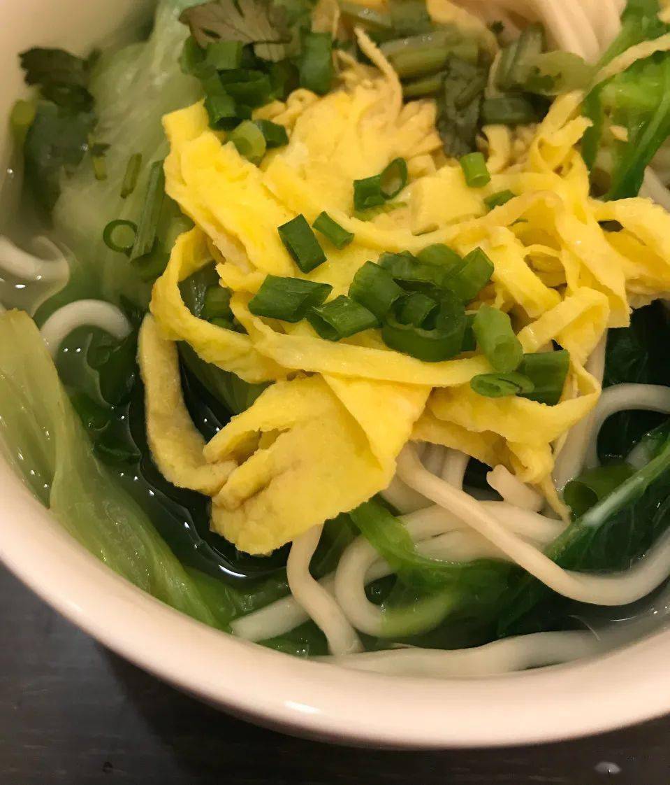 图片|贵妇圈办“品水会”？还是给皮肤好好补补水吧！