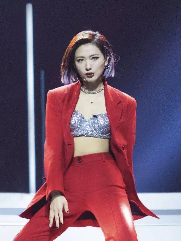 #Mad|礼物已经选好,姐姐们何时才能认识我?!