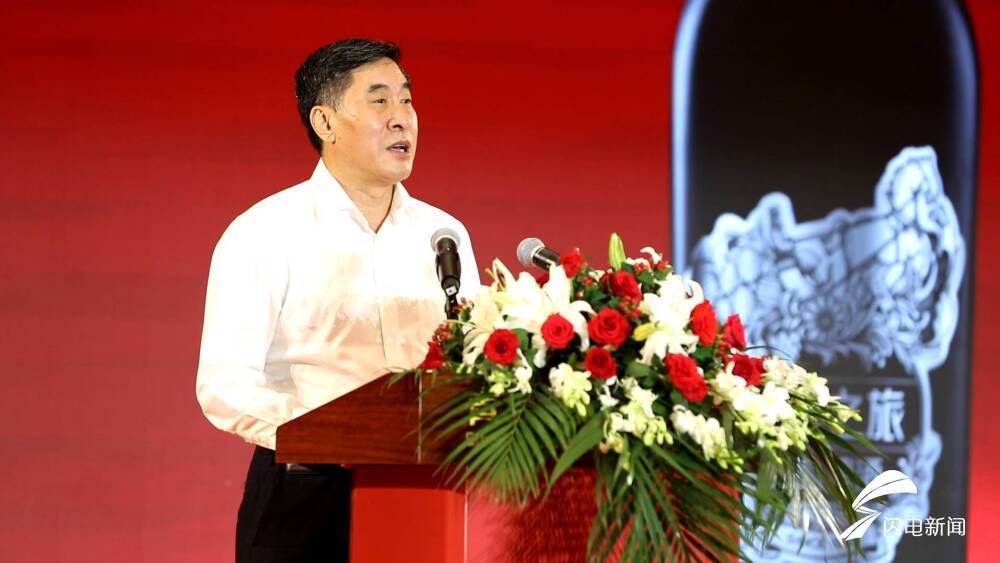 青岛啤酒|青岛啤酒推出“百年之旅”超高端系列产品 拉动消费升级