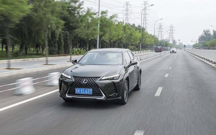 质量好的suv二手车 42f35a597bc54a1f8abe91406135ece2.jpeg