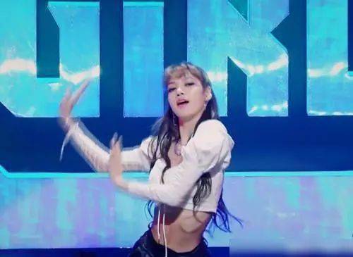 Lisa|这个被称为“人间芭比”的女孩，凭什么这么火？看完你就会明白